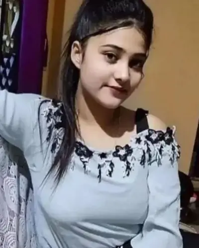 Morjim Beach Escort